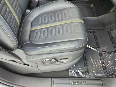 Used 2024 Rivian R1S Adventure image 22