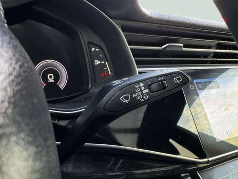 Used 2019 Audi Q8 Premium Plus w/ Premium Plus image 26