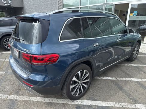 Used 2021 Mercedes-Benz GLB 250 4MATIC image 5