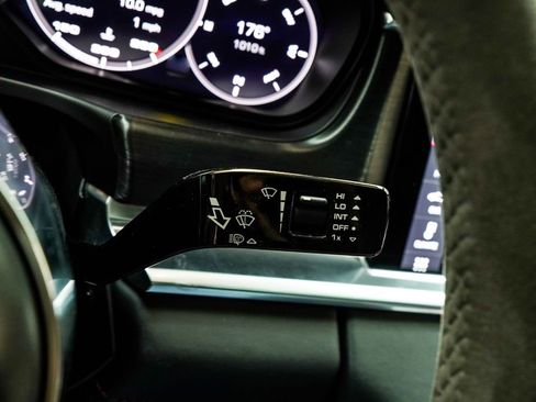 Used 2020 Porsche Panamera GTS w/ Premium Package Plus image 36