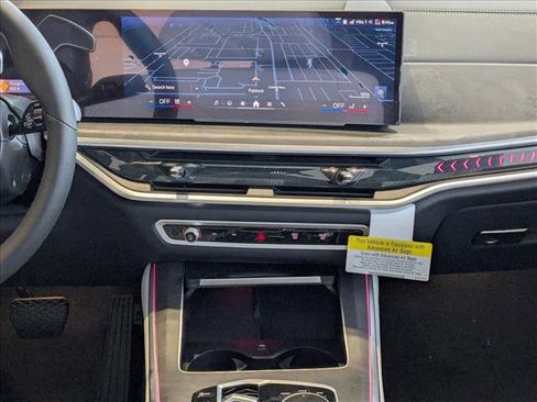 Used 2025 BMW X5 xDrive40i image 11