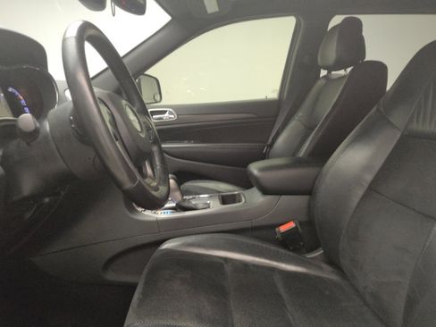 Used 2018 Jeep Grand Cherokee Altitude image 17