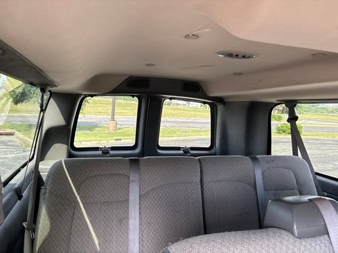 Used 2023 Chevrolet Express 3500 LS RWD image 13