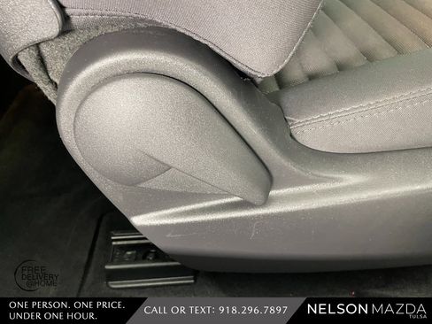 Used 2013 Dodge Challenger R/T image 38