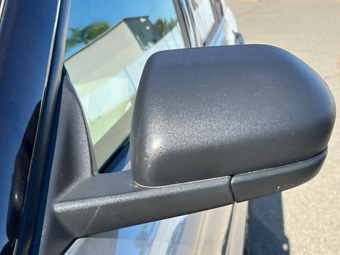 Used 2020 Ford Explorer 2WD image 9