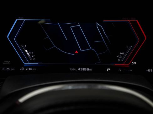 Used 2023 BMW XM image 34