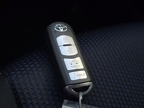 Used 2017 Toyota Yaris iA FWD image 31