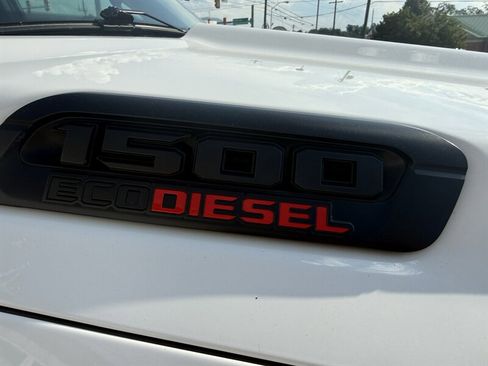Used 2022 RAM 1500 Big Horn AWD/4WD image 6