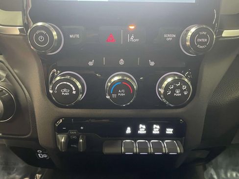 Used 2025 RAM 1500 Big Horn AWD/4WD image 15