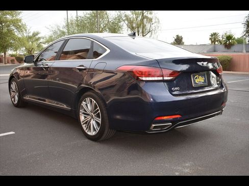 Used 2019 Genesis G80 3.8 RWD image 5