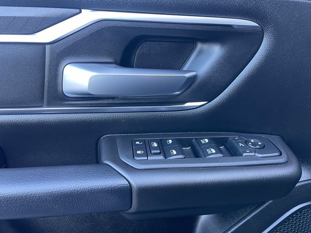 New 2026 RAM 1500 Big Horn AWD/4WD image 10