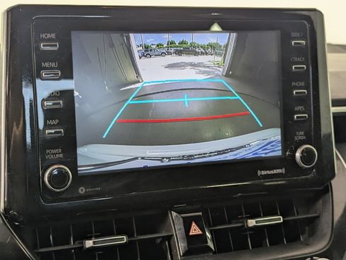 Used 2021 Toyota Corolla SE FWD image 18