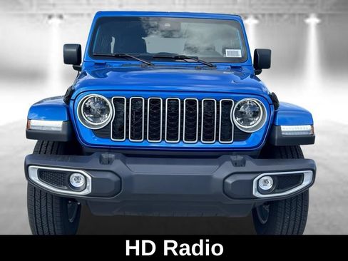 Used 2024 Jeep Wrangler Unlimited Sahara w/ Technology Group AWD/4WD image 8
