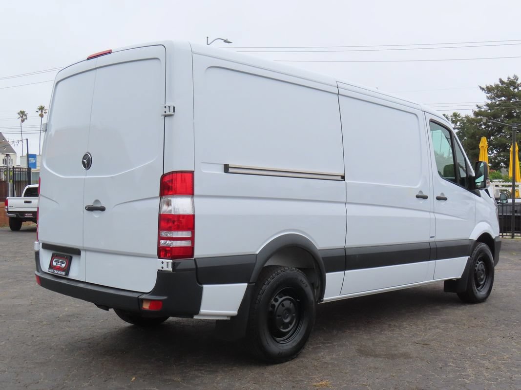 Used 2016 Mercedes-Benz Sprinter 2500 image 7