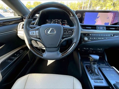 Used 2021 Lexus ES 350 w/ Premium Package image 5
