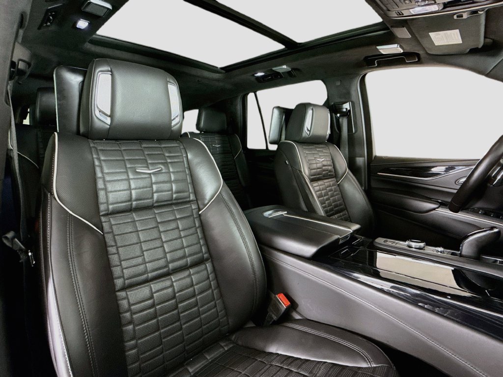 Used 2023 Cadillac Escalade V w/ LPO, Floor Liner Package AWD/4WD image 14