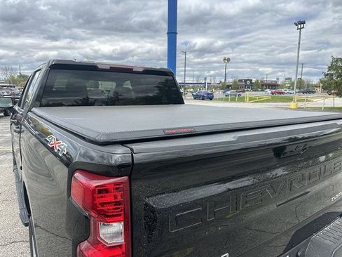 Certified 2024 Chevrolet Silverado 1500 Custom AWD/4WD image 40