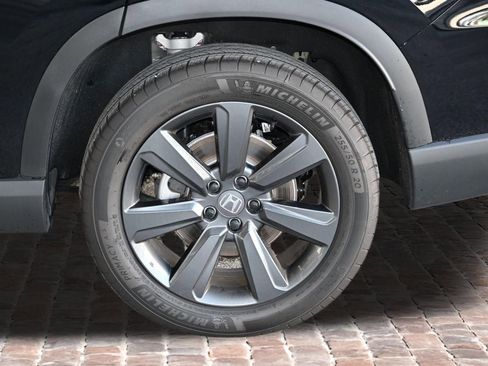 New 2026 Honda Pilot Sport image 35