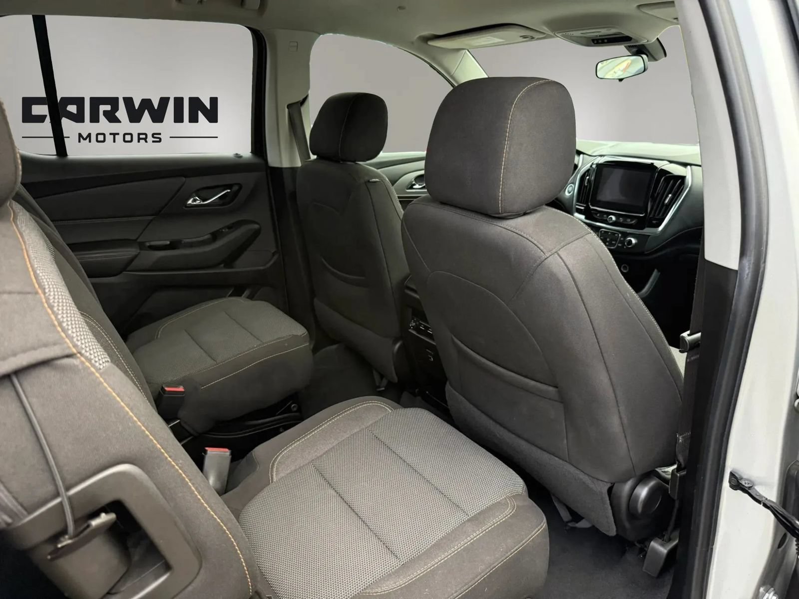 Used 2018 Chevrolet Traverse LT FWD image 30