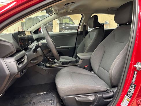 Used 2025 Kia K4 FWD image 25