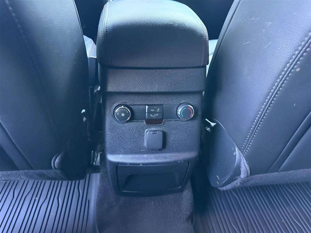 Used 2018 Ford Explorer Sport w/ Ford Safe & Smart Package AWD/4WD image 10