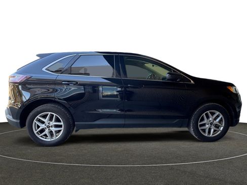 Used 2024 Ford Edge SEL image 7