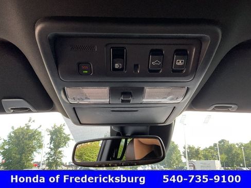 Used 2021 Nissan Titan Platinum Reserve w/ Moonroof Package AWD/4WD image 37