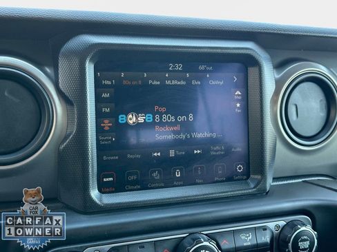 Used 2023 Jeep Wrangler Unlimited w/ Cold Weather Group AWD/4WD image 28