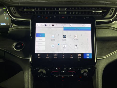 Used 2022 Jeep Grand Cherokee Limited 4xe w/ Luxury Tech Group II image 23