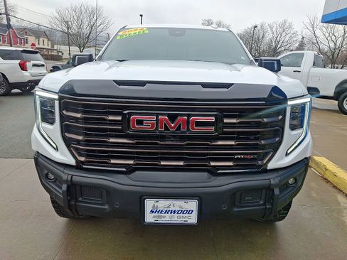 Used 2024 GMC Sierra 1500 AT4X w/ AT4X AEV Edition image 2