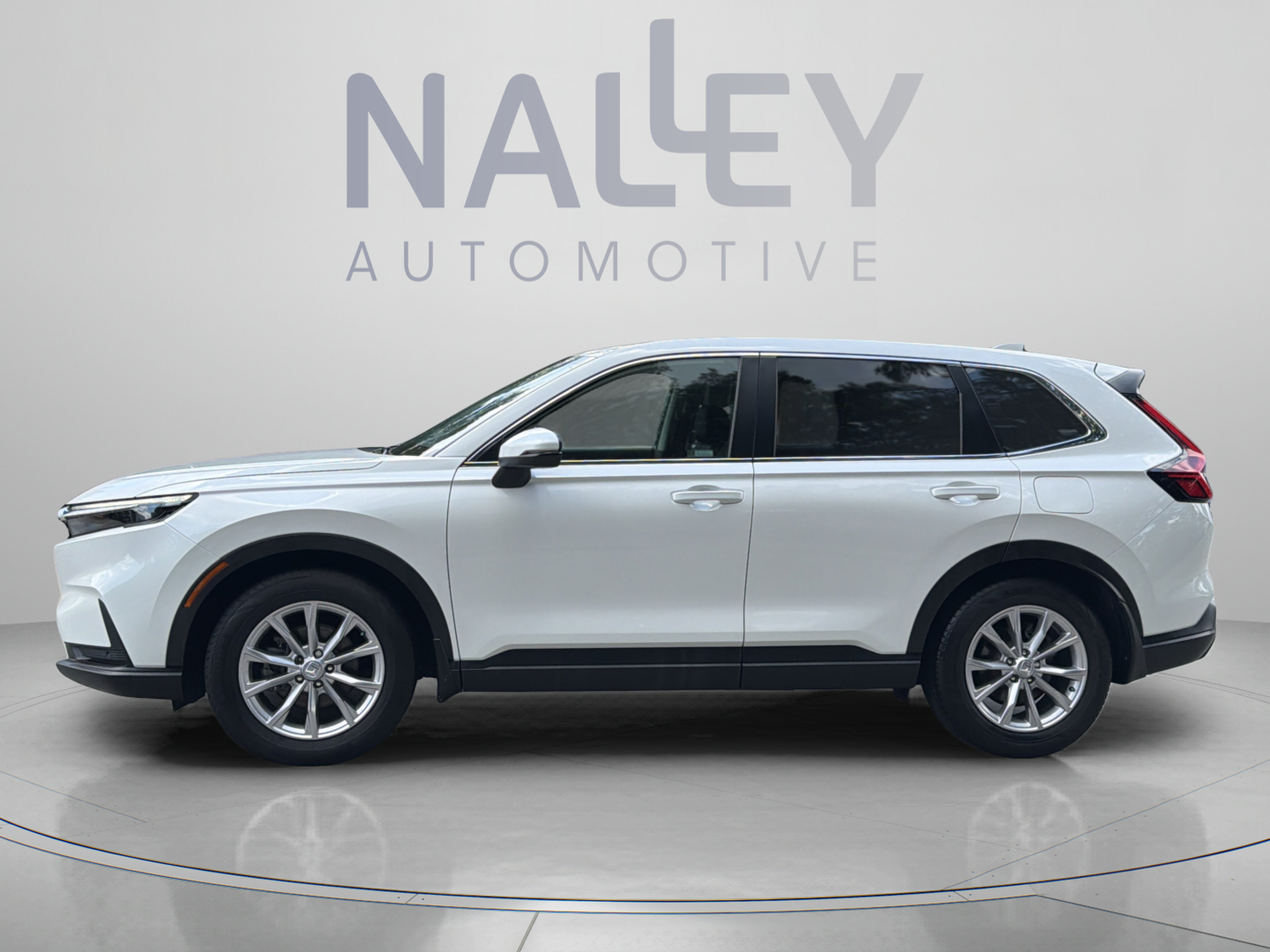 Used 2024 Honda CR-V EX-L image 2