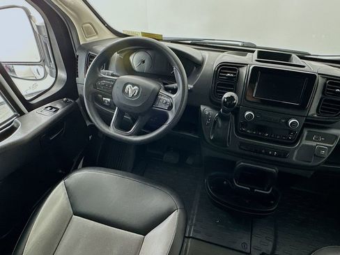 Used 2023 RAM ProMaster 2500 FWD image 9