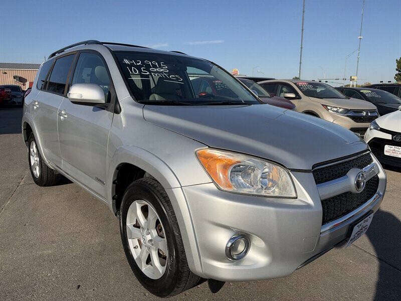 Used 2011 Toyota RAV4 Limited w/ Limited Extra Value Pkg AWD/4WD image 11
