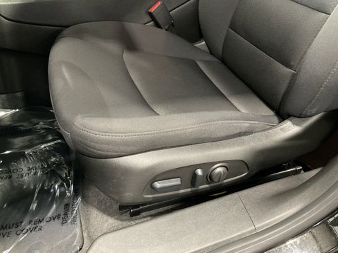 Used 2024 Chevrolet Malibu LT FWD image 29