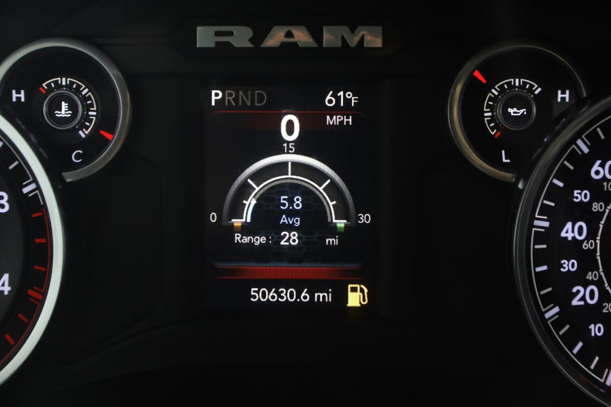 Used 2023 RAM 3500 Tradesman w/ Chrome Appearance Group AWD/4WD image 26