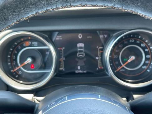 Used 2021 Jeep Wrangler Unlimited Sahara AWD/4WD image 37