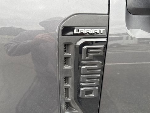 Used 2024 Ford F250 Lariat w/ Lariat Ultimate Package image 8