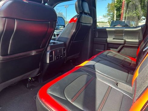Used 2019 Ford F150 Lariat w/ Equipment Group 502A Luxury AWD/4WD image 17