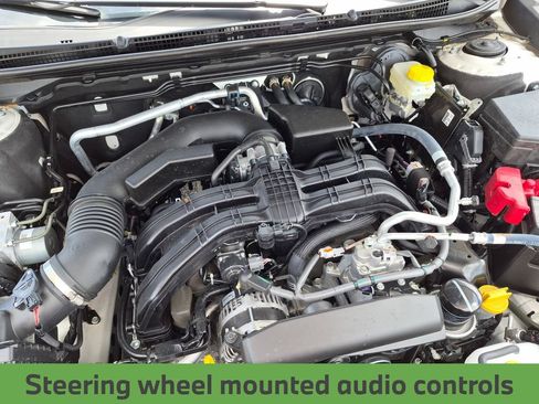 Used 2025 Subaru Outback Touring AWD/4WD image 14