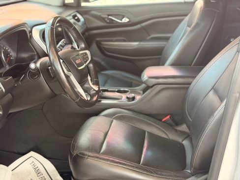 Used 2019 GMC Acadia SLT FWD image 13