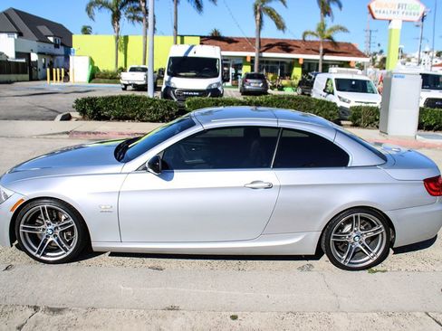 Used 2013 BMW 335is Convertible image 13