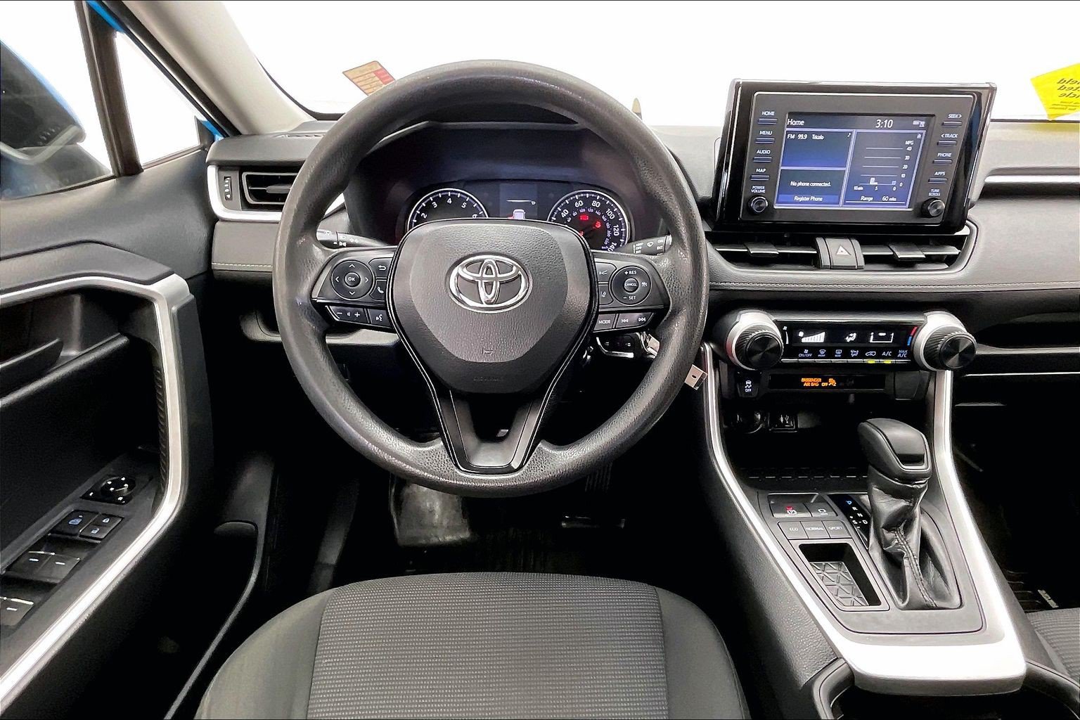 Used 2019 Toyota RAV4 LE w/ All Weather Liner Package FWD image 4