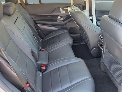 Certified 2026 Mercedes-Benz GLS 450 4MATIC image 25