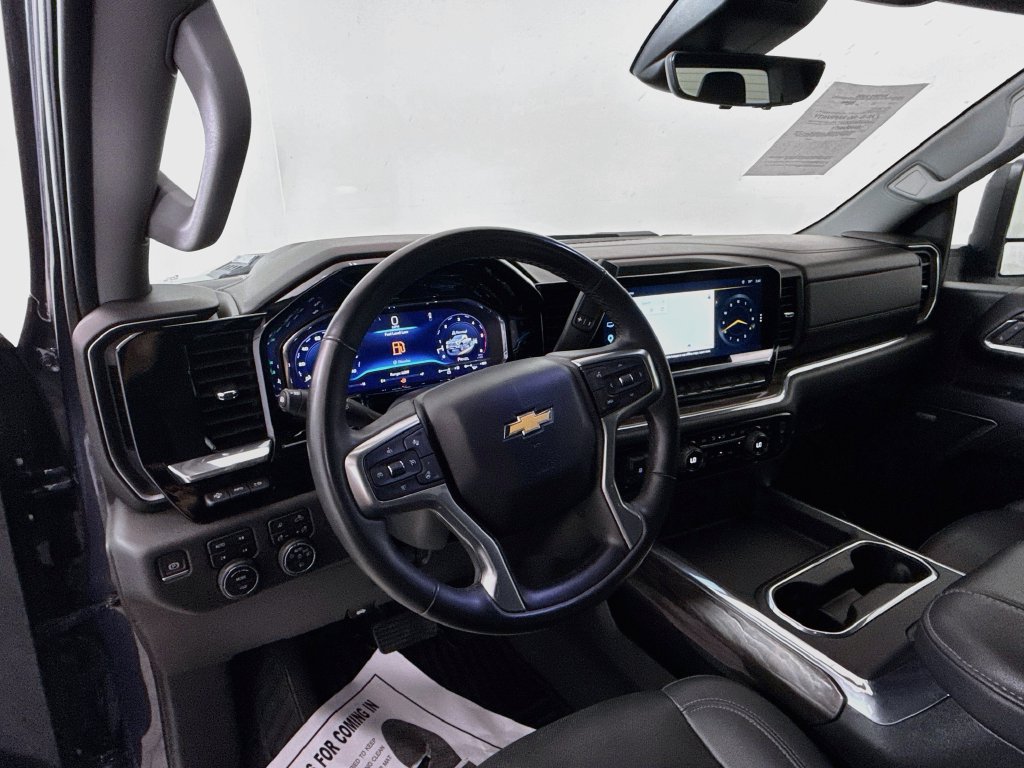 Used 2024 Chevrolet Silverado 2500 LTZ w/ LTZ Premium Texas Edition AWD/4WD image 9