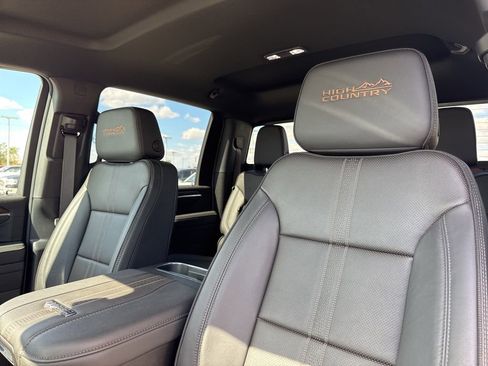 Used 2025 Chevrolet Silverado 2500 High Country w/ Z71 Off-Road Package image 25