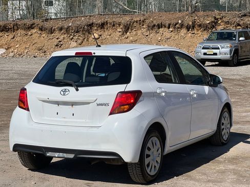 Used 2016 Toyota Yaris L FWD image 6