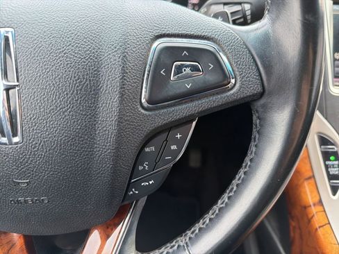 Used 2016 Lincoln MKX Reserve w/ Technology Package image 24