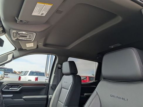 New 2026 GMC Sierra 1500 Denali w/ LPO, Black Badging Package AWD/4WD image 6