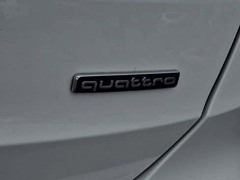 Used 2022 Audi Q3 2.0T Premium AWD/4WD image 31
