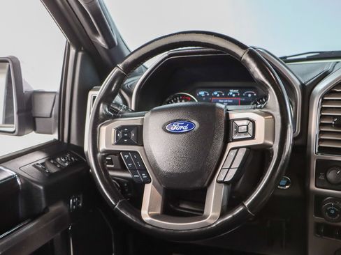 Used 2019 Ford F150 Platinum w/ Equipment Group 701A Luxury image 13